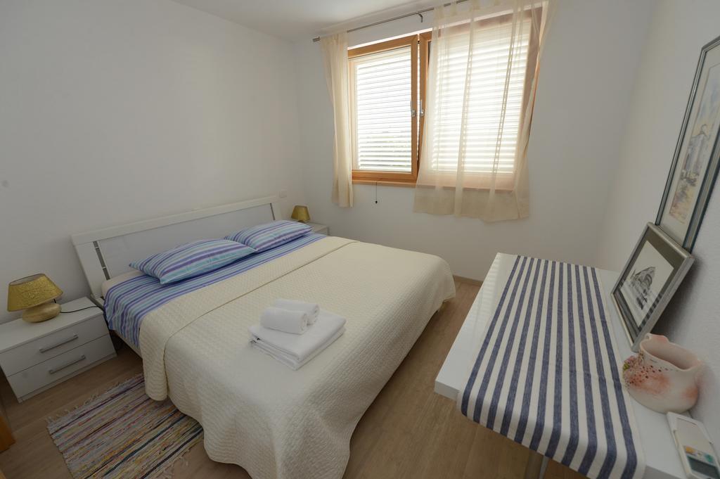 Apartment Mara Petrcane Room photo
